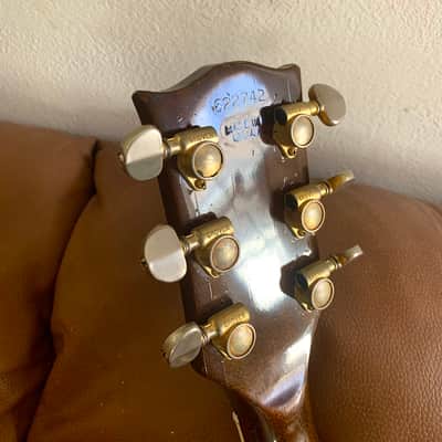 Vintage 1971 Gibson Les Paul Deluxe Goldtop - Rare Dark Back - Embossed Gibson Pickup Covers - Wonderful Condition With No Breaks Or Repairs - Vintage Patent Pending Gold Grover Tuners Installed - 9.4 LBS - Original Purple Lined Case image 5