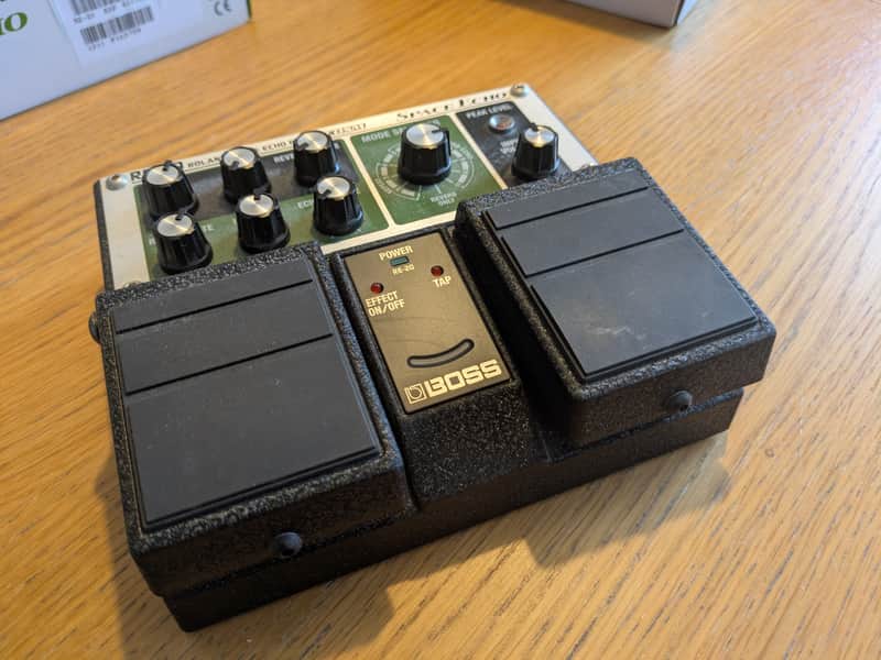 Boss RE-20 Space Echo