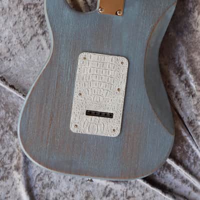 Build to order GB Liuteria Traditional Strato blue jeans relic image 9