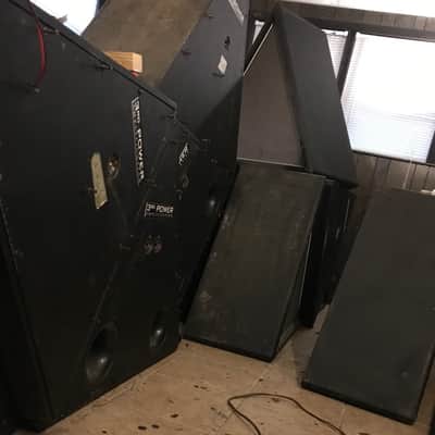 18 different 3rd Power Triangle Cabinets 2011 image 3