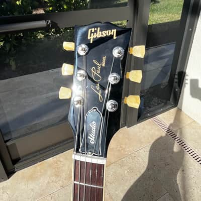 Gibson Les Paul Studio 2024 - Present - Wine Red image 5
