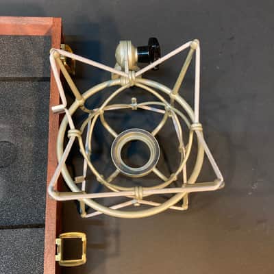 Neumann M 149 Large Diaphragm Multipattern Tube Condenser Microphone 1999 - Present - Nickel image 5