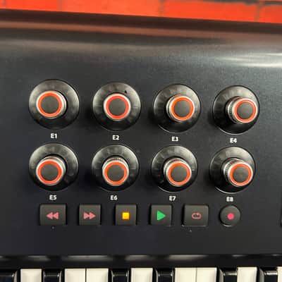 Behringer Motor61 Keyboard Controller Mint! image 3