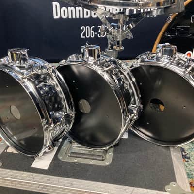 DW/Hart Dynamics Rick Allen's Def Leppard, 2002 "X" Tour Drum Set (#3). Autographed by the whole band. Authenticated! image 10
