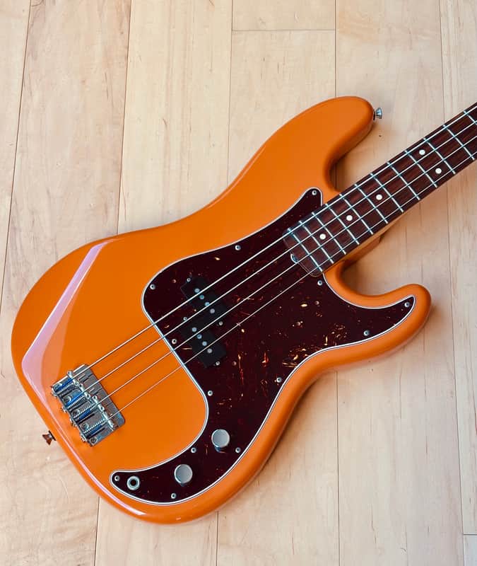 Fender PB70-70US