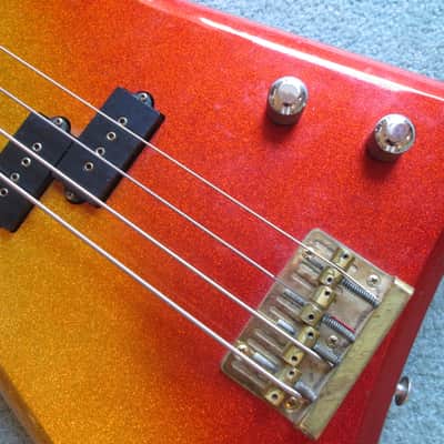 Westone Raider I 1983 red/gold image 3