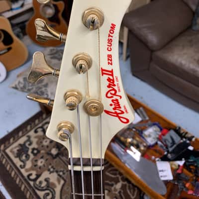Aria pro  ZZ  B custom  1980’S Blood splatter image 2
