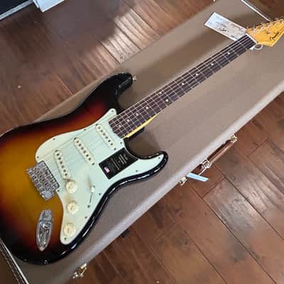 Fender American Vintage II 1961 Stratocaster - Sunburst /8lbs. 0.8oz. #V2442522 image 9