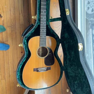 1963 Martin 0-18 image 3