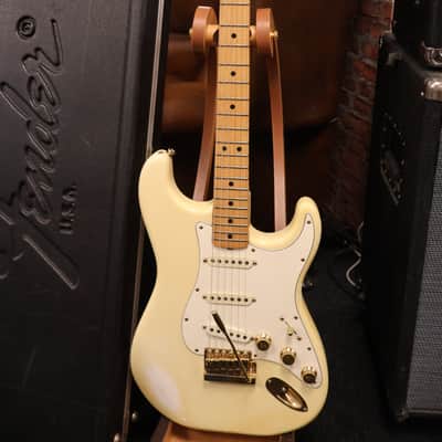 Fender 1980 The Strat Olympic White Gold Hardware OHSC image 1