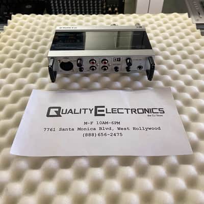 Native Instruments Audio 8 DJ Audio Interface image 2