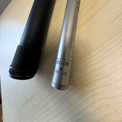 RODE NTG3 Broadcast Shotgun Condenser Microphone 2010's - Silver image 2