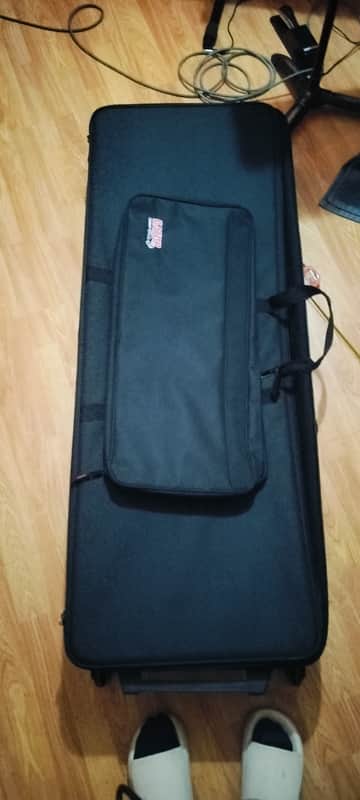 Gator GK-76 Semi-Rigid Lightweight 76-Key Keyboard Case 2010s - Black image 1