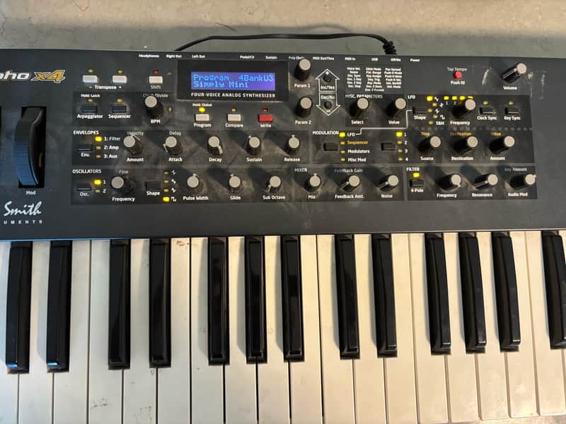 Dave Smith Instruments Mopho x4 44-Key 4-Voice Polyphonic Synthesizer 2013 - 2018 - Black with Wood Sides image 1