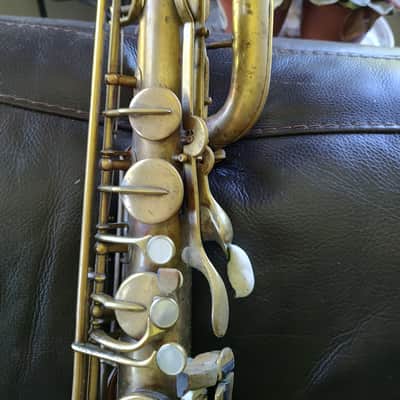 Buescher Baritone Saxophone True Tone 1931 - Bare Brass image 5