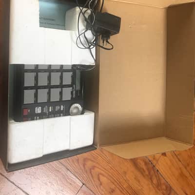 Akai MPC500 mpc 500 in original box with manuals Europe image 3