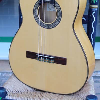 Flamenco Guitar Juan Montes Rodriguez Cypress + Hardcase Blanca image 6