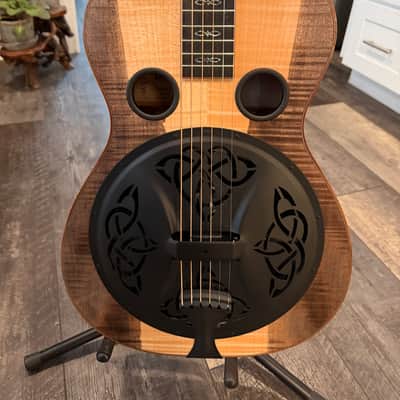 Beard Legacy R. solid maple 2024 - Custom Sap Maple. gloss finsh image 11
