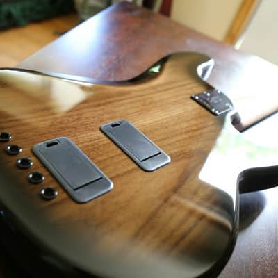 Carvin PB-5 2015 Walnut image 5