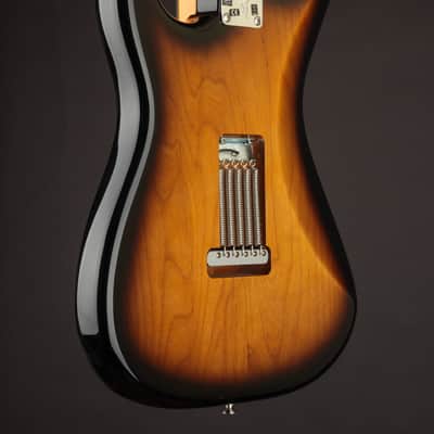 Fender Eric Johnson Stratocaster 2020s - 2-Tone Sunburst image 10