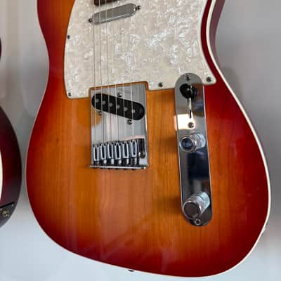 Fender American Deluxe Telecaster with Maple Fretboard 2004 - 2010 - Aged Cherry Burst image 2