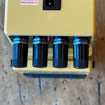 Boss AC-2 Acoustic Simulator (Silver Label) 1997 - 2006 - Yellow image 6