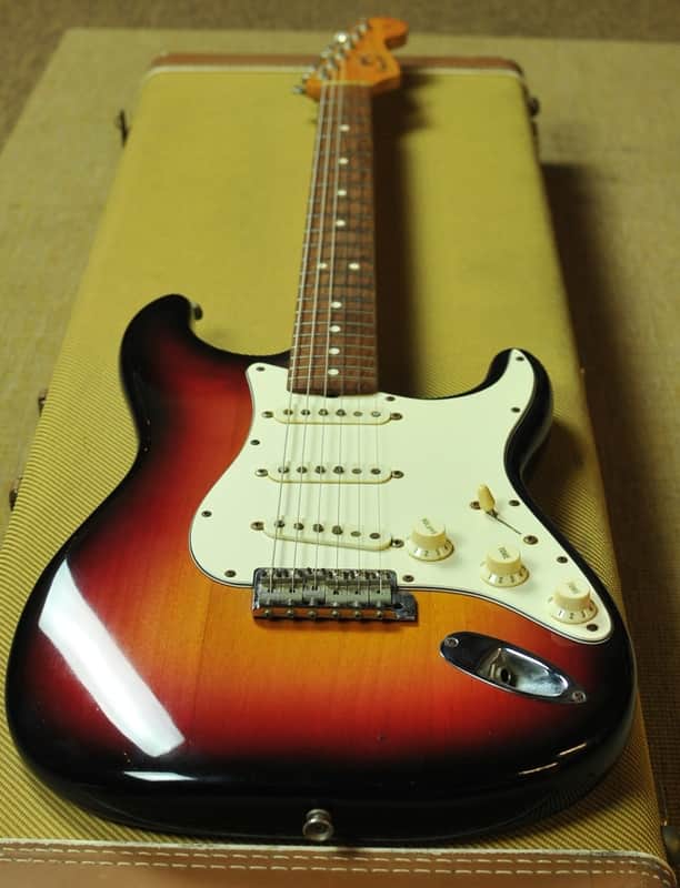 Fender Vintage '62 Reissue Stratocaster AVRI 1982 Fullerton V006235 image 1