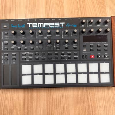 Dave Smith Instruments Tempest 6-Voice Drum Machine 2011 - 2018 - Black with Wood Sides