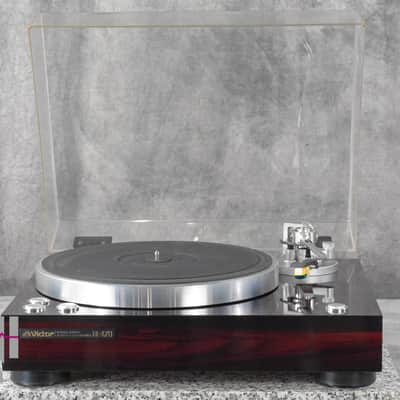 Victor QL-A70 Auto-Lift Stereo Record Player in Very Good Condition image 2