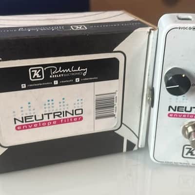 Keeley Neutrino V2 Envelope Filter Pedal - White image 1
