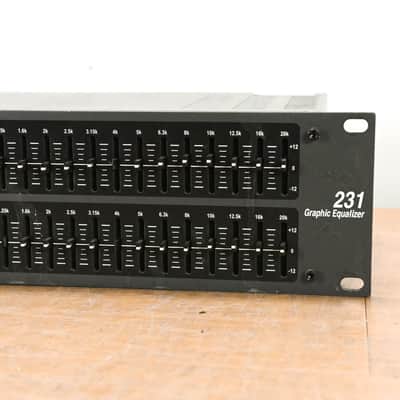 dbx 231 Dual-Channel 31-Band Graphic Equalizer CG014FD image 2