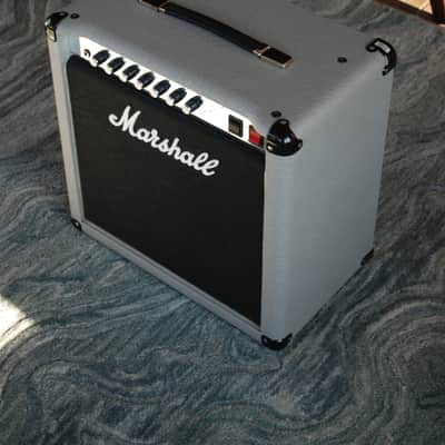 Marshall 2525C Mini Jubilee 2-Channel 20-Watt 1x12" Guitar Combo 2017 - Present - SIlver image 11