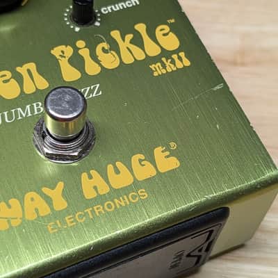 Way Huge WHE401 Swollen Pickle MkII Jumbo Fuzz 2010 - 2019 - Green image 5