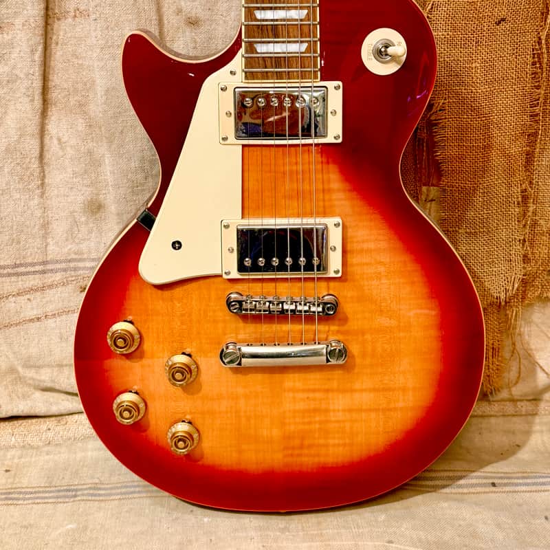 2022 Epiphone Les Paul Standard Sunburst