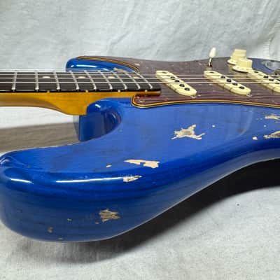 Fender USA Custom Shop '62 1962 Stratocaster Heavy Relic Guitar with COA + Case 2022 - Sapphire Blue Transparent / Rosewood fingerboard image 23