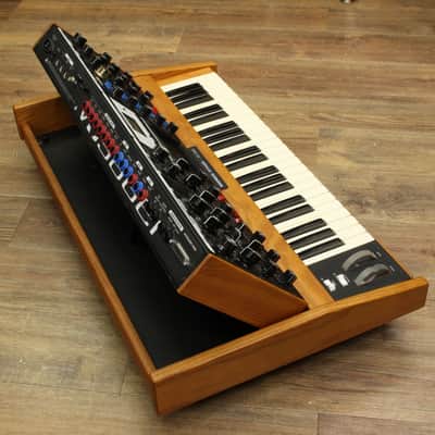 MOOG Minimoog Voyager Performer Edition V3.5 Bb Mw GOLD KNOB [3794] (08/17) image 7