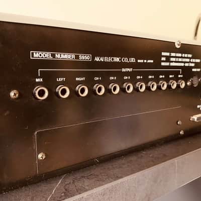 Akai S950 image 6