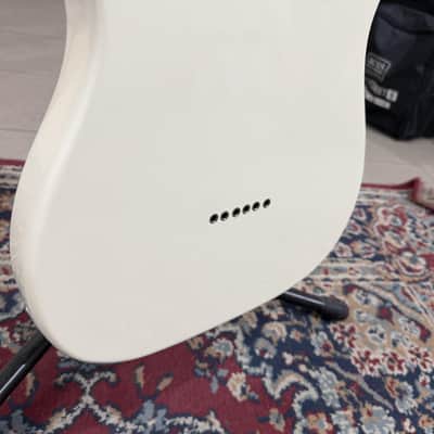 G&L Tribute Series ASAT Classic Vintage White image 10