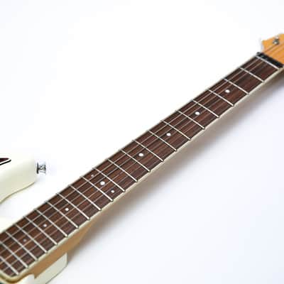 2004 Burns Hank Marvin 40th Anniversary Limited Edition No.1117/2004 & Case & Candy image 5