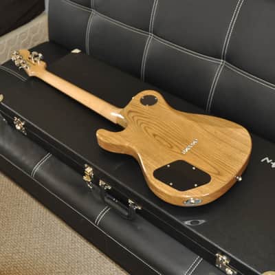 Luman Single Cutaway Natural Walnut image 11