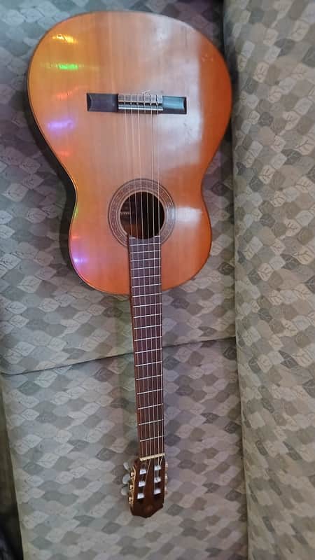 Yamaha G-60a 1960s - Clear image 1
