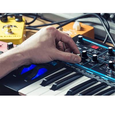 Novation BASS STATION II 25 Note Analogue Monosynth Keyboard Synthesizer - Open Box Mint image 5