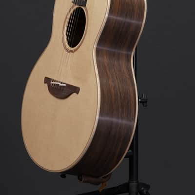 Lowden S-21 Walnut image 10