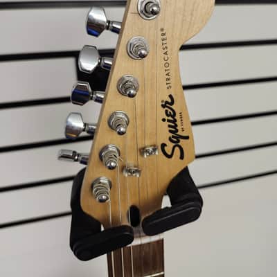 Squier Stratocaster - Black image 7