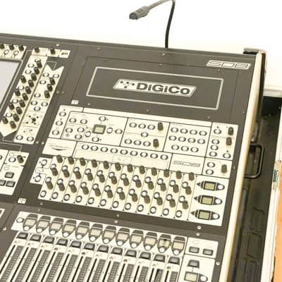 DiGiCo SD8 Digital Mixing Console w/ Waves Card, ST Optical & Road Case CG01Z7Q *ASK FOR SHIPPING* image 2