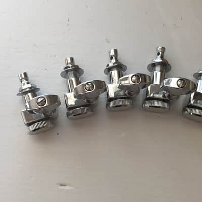 6 LEFTY Genuine Fender CHROME LOCKING Tuners Inline 2 Pin F Logo Machines Staggered NOS Left Hand Two-Pin Mount image 10