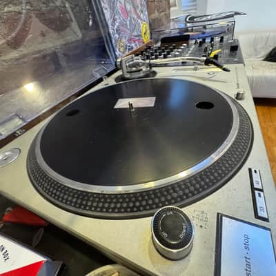 Technics SL-1200M3D 2000s - Silver Bild 2
