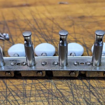 Vintage 1969 Kluson Deluxe Double Line 6 in a line Guitar Tuners Luthier Parts image 4