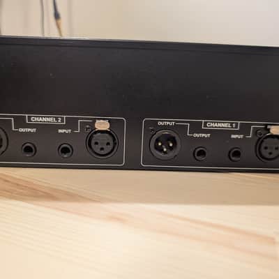 dbx 231 Graphic Equaliser 2010s - Black image 3