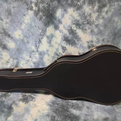 Vintage RARE 1970 - 1977 Guild Dreadnought D40 Series Black Red Plush Soft Shell Case image 3
